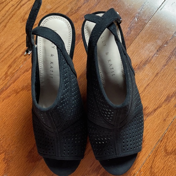 Kelly & Katie shoes size 7 NWOT - Picture 2 of 6